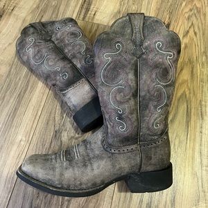 Ariat women’s boots